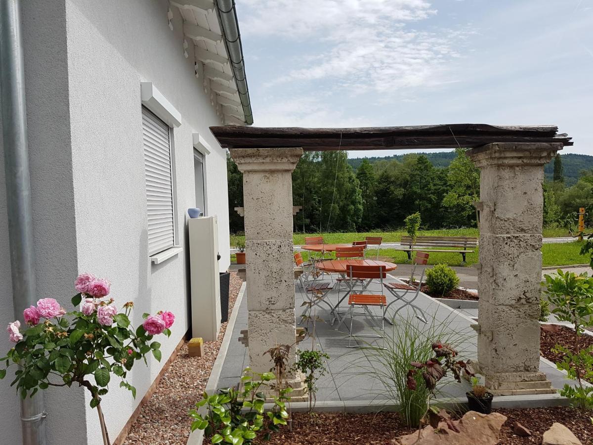 Travelers Home Hasloch  Exterior photo